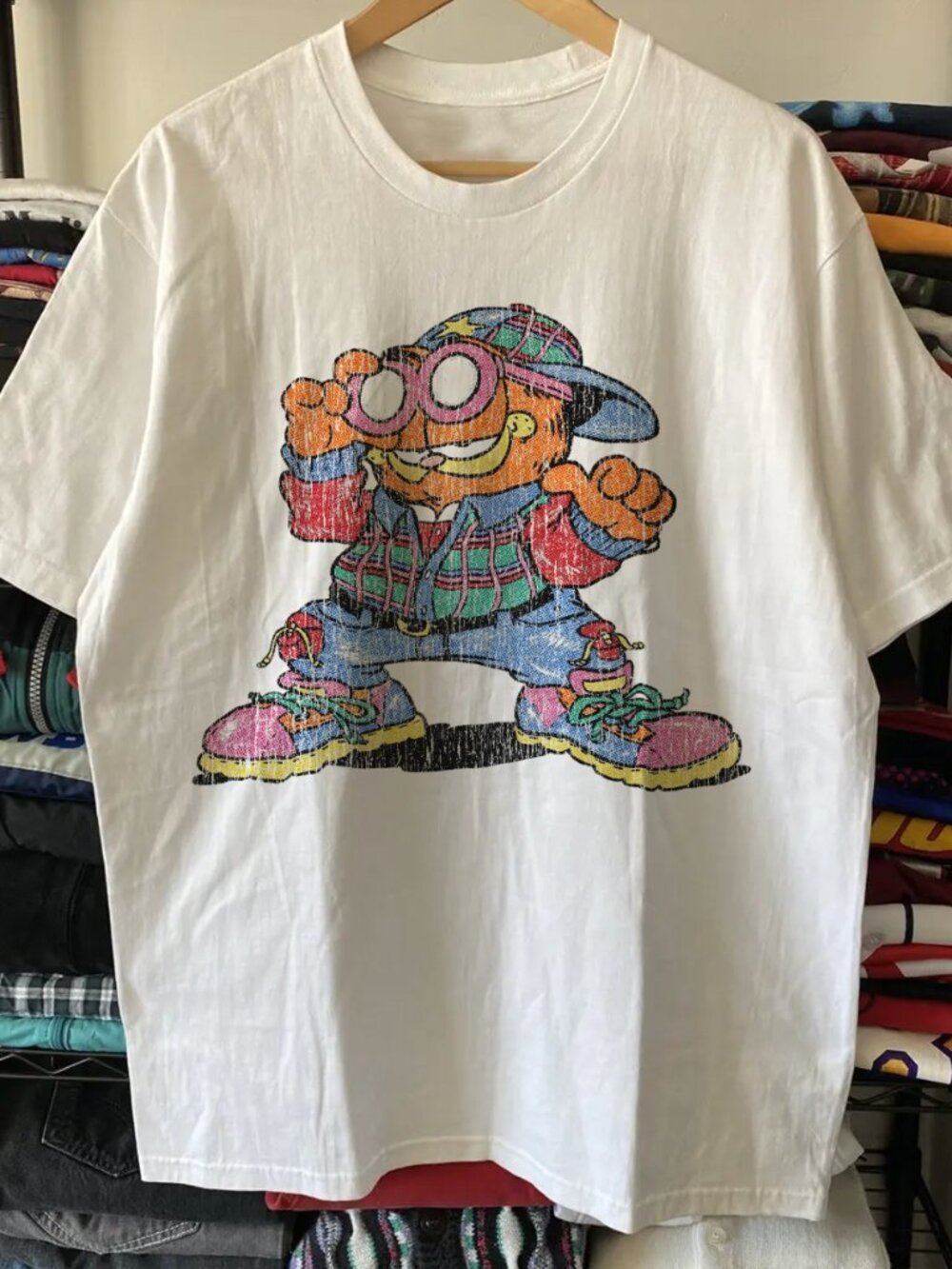 Rare Funky Garfield Tee - Picture 1 of 5